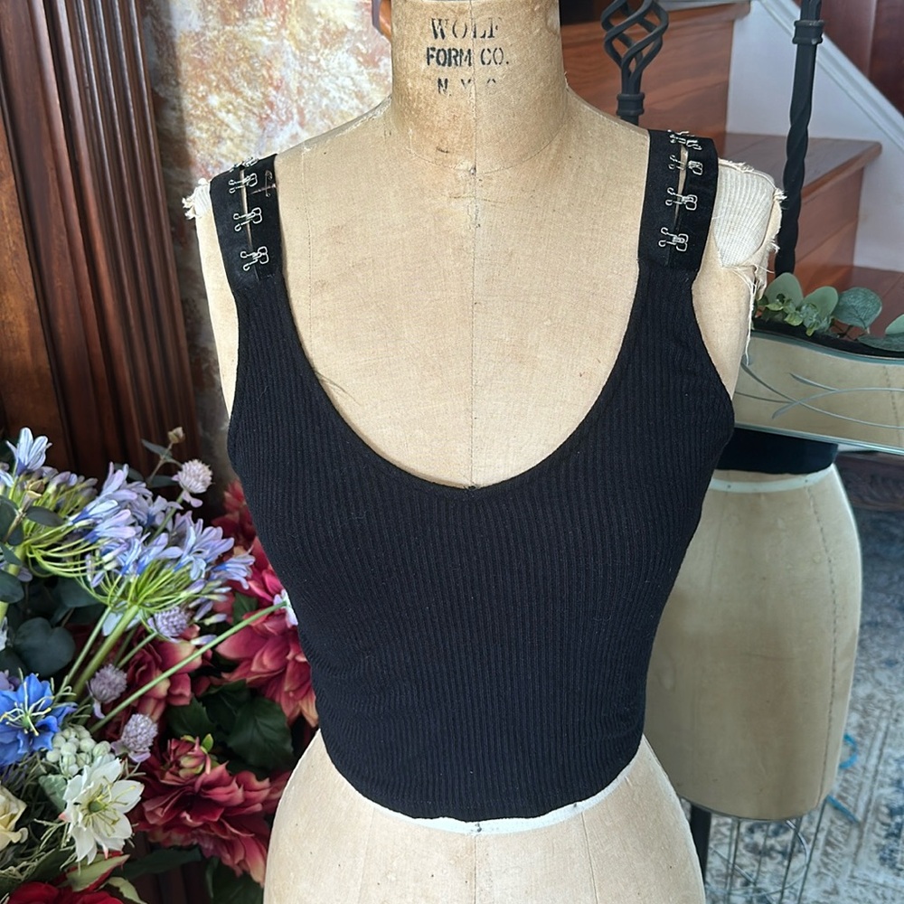 UO Cropped Tank